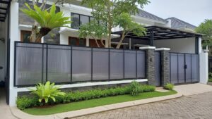 pagar minimalis dengan polycarbonate