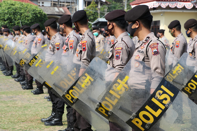 polikarbonat untuk tameng polisi